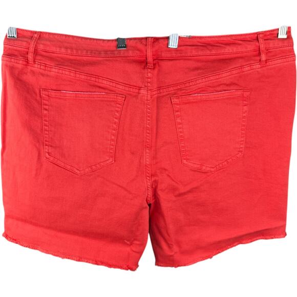 Candace Cameron Bure Cherry Distressed Jean Shorts 20W Petite Cotton Blend - Picture 3 of 9